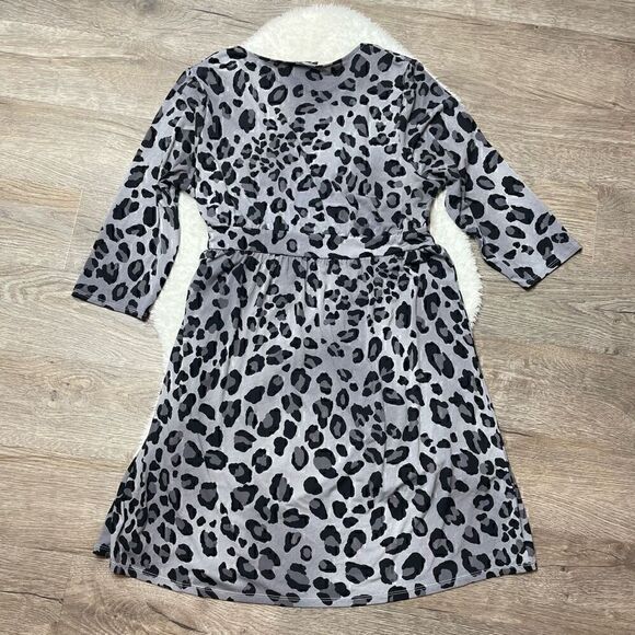 Lane Bryant Wrap Dress Grey Leopard Vneck Size 14/16 Comfy Non Iron - Picture 7 of 10